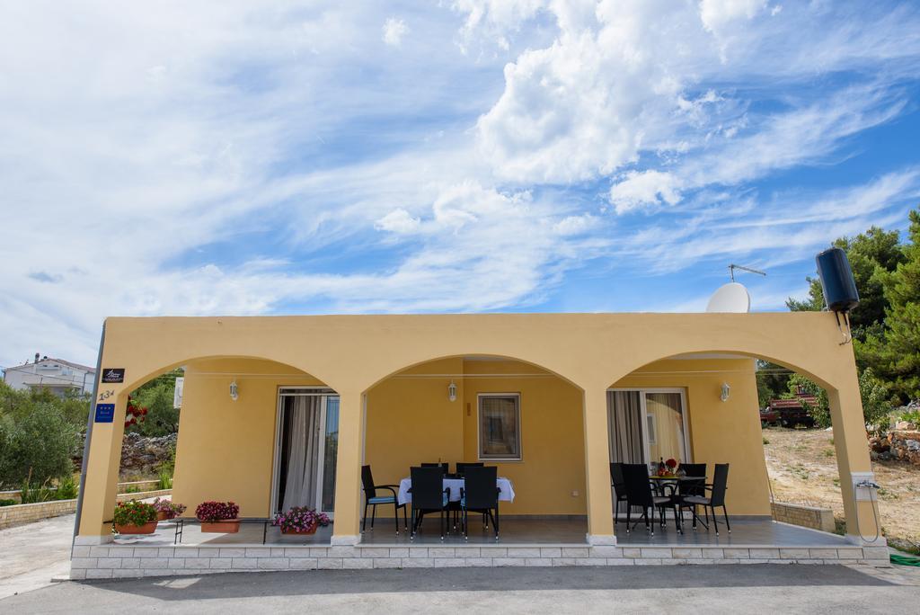 Apartments Patricia Trogir Exterior photo